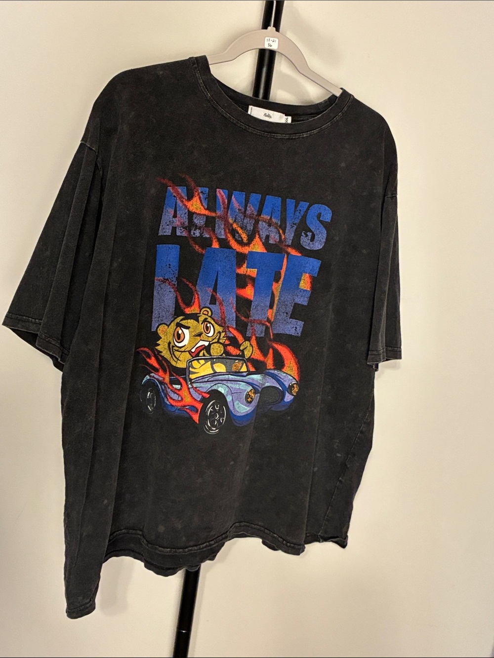 Adika ALWAYS LATE Car Cat Black Graphic T Shirt Washed Finish XXL